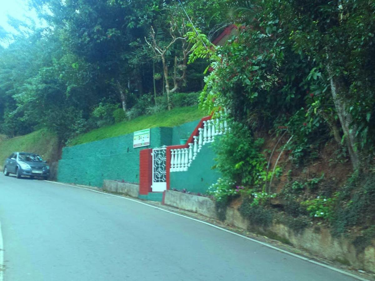 Greenwood Kandy Homestay Luaran gambar